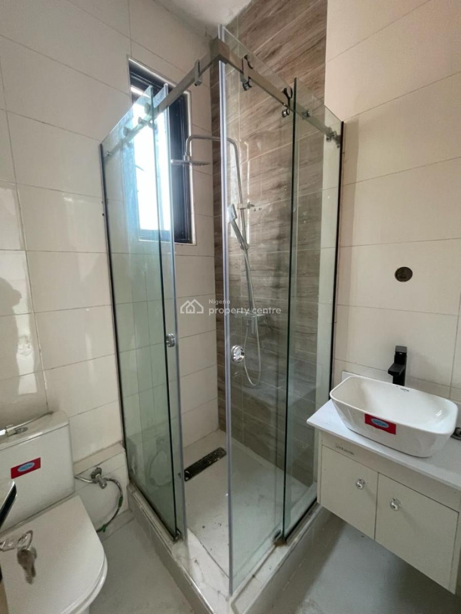 Spacious 2 Bedroom Flat with Excellent, Ikate Freedom Way, Lekki, Lagos, Flat / Apartment for Sale