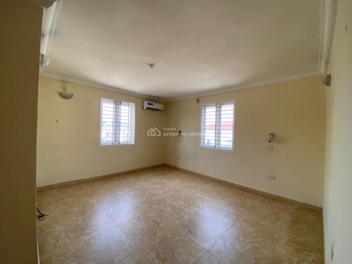 Special 3 Bedroom Apartment with Bq, Lekki Phase 1, Lekki Phase 1, Lekki, Lagos, Flat / Apartment for Rent
