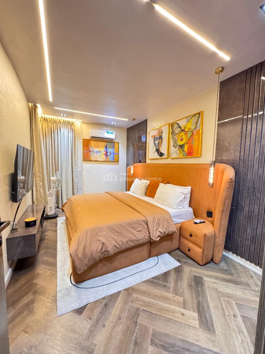 Beautiful Fully Furnished 3bedroom Apartment with Inverter, Pool &gym, Lekki Phase 1, Lekki, Lagos, Block of Flats for Sale