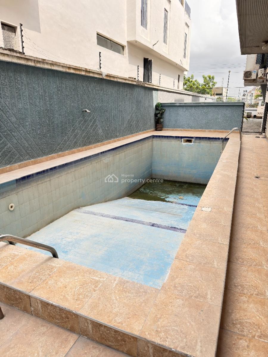 Beautiful Fully Furnished 3bedroom Apartment with Inverter, Pool &gym, Lekki Phase 1, Lekki, Lagos, Block of Flats for Sale