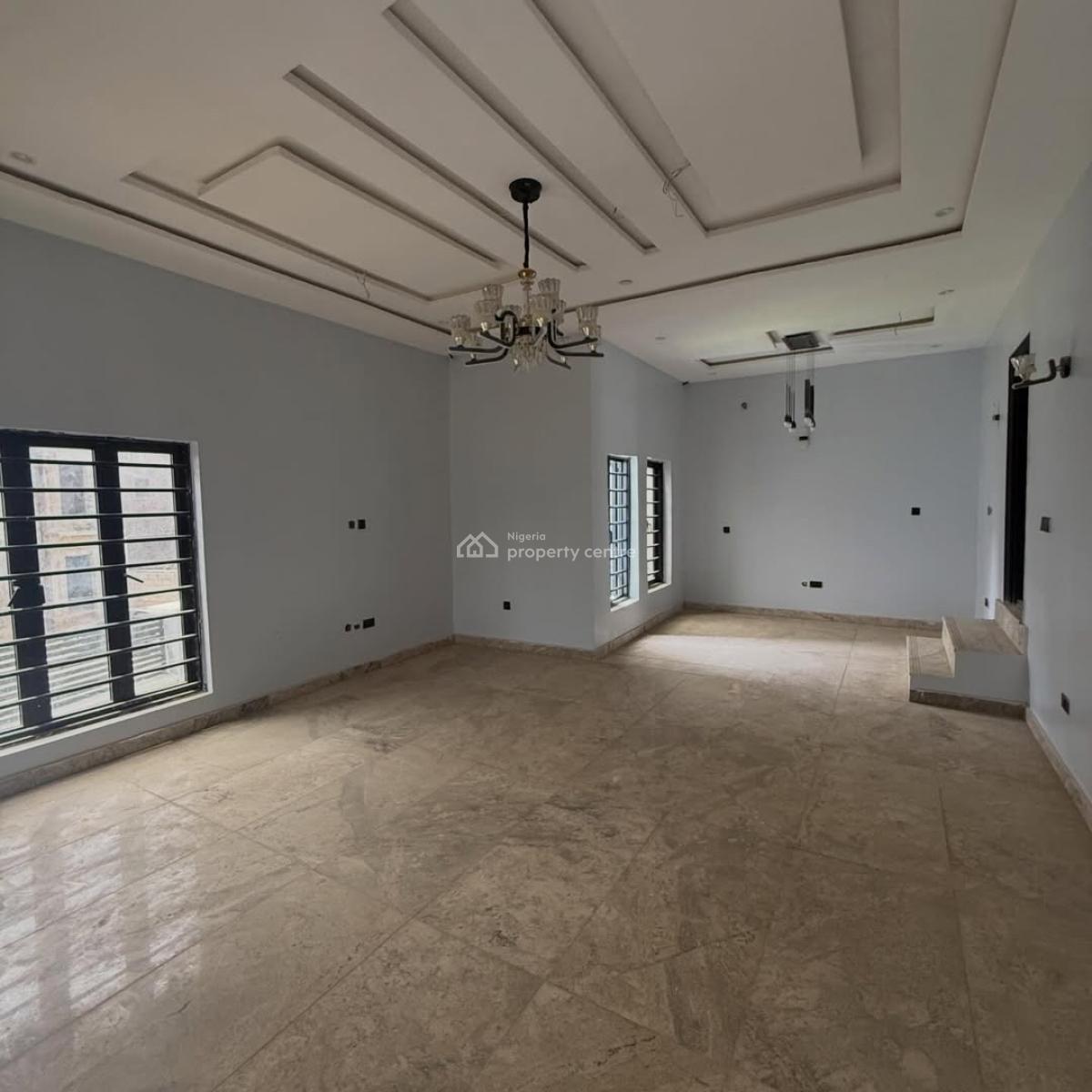 6 Bedroom Semi-detached Duplex   1 Room Bathroom, Guzape District, Abuja, Semi-detached Duplex for Sale