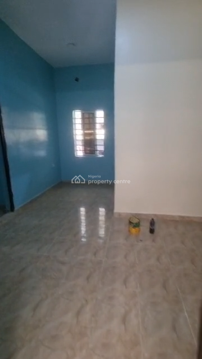 2brm Flat at Hosanna Mainland, Hossana Estate Mainland Lagos, Ago Palace, Isolo, Lagos, Flat / Apartment for Rent