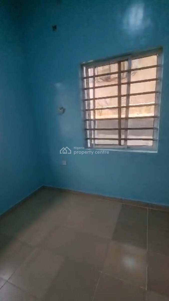 2brm Flat at Hosanna Mainland, Hossana Estate Mainland Lagos, Ago Palace, Isolo, Lagos, Flat / Apartment for Rent