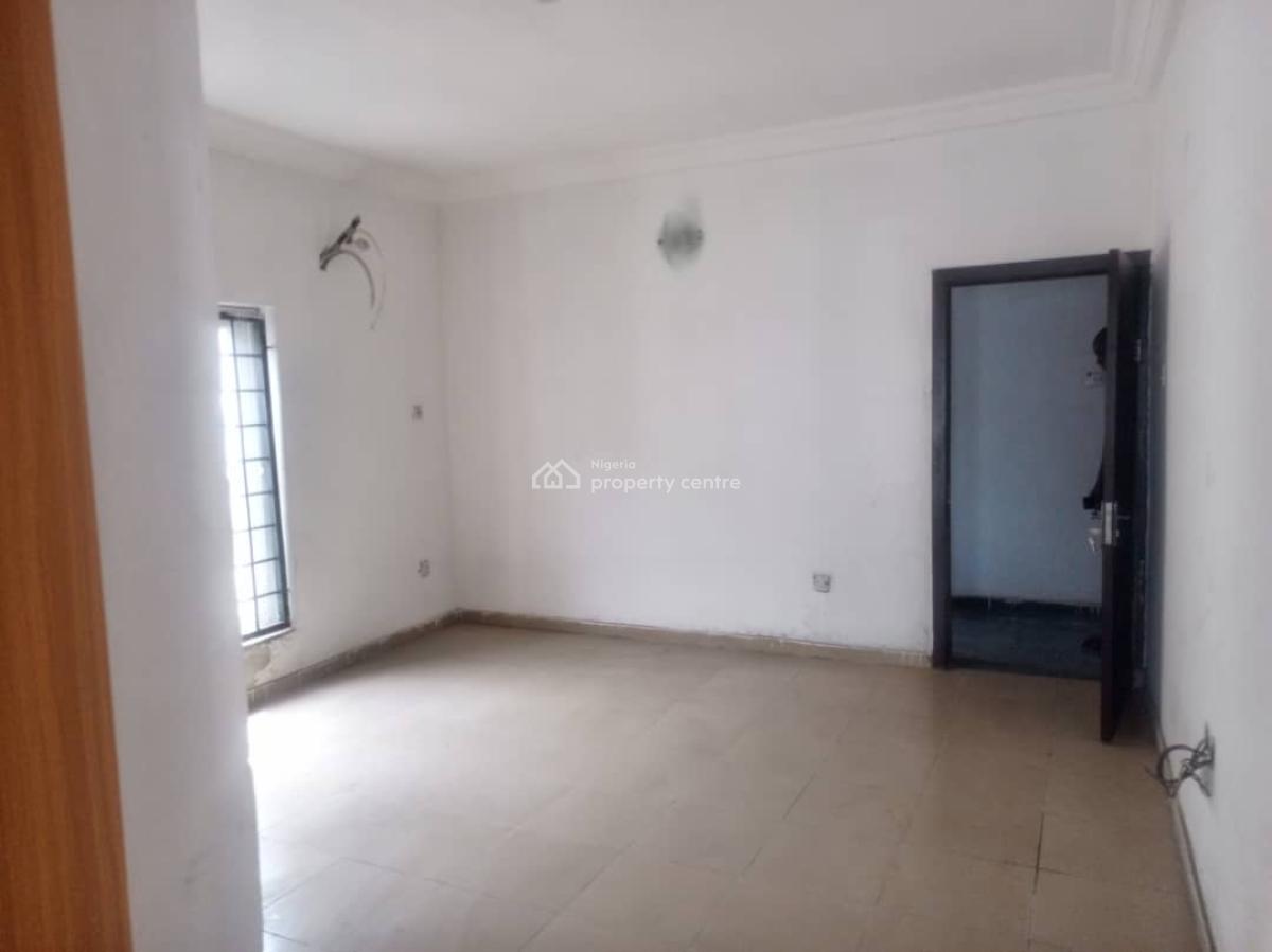 Luxury 3 Bedroom Flat with Bq, Lekki, Lekki Phase 1, Lekki, Lagos, Flat / Apartment for Rent