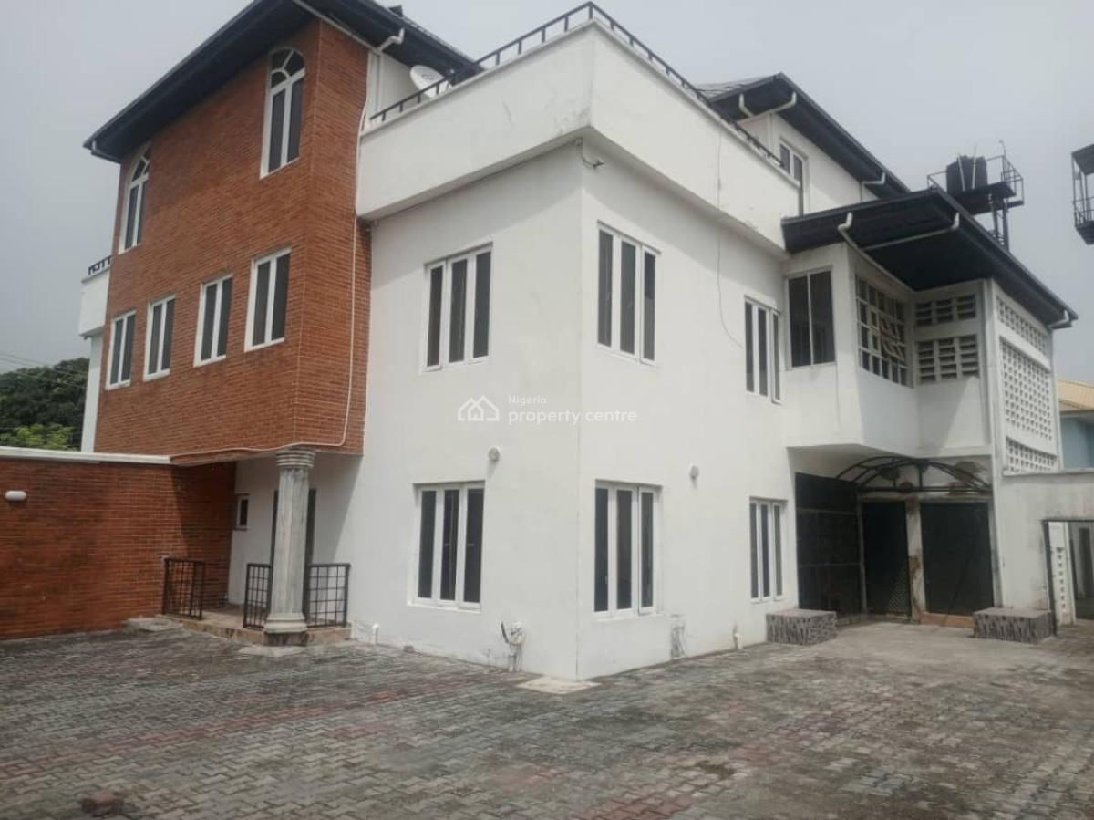 Luxury 3 Bedroom Flat with Bq, Lekki, Lekki Phase 1, Lekki, Lagos, Flat / Apartment for Rent