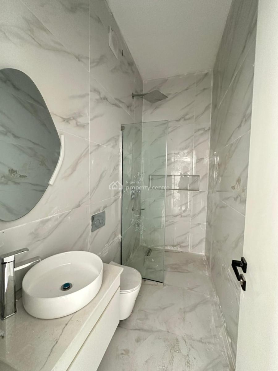 ₦230m Luxury 1 Bedroom Apartment with Elevator, Pool & Gym, Less Than 10 Minutes From Mountain of Fire, Lekki, Lekki Phase 1, Lekki, Lagos, Block of Flats for Sale