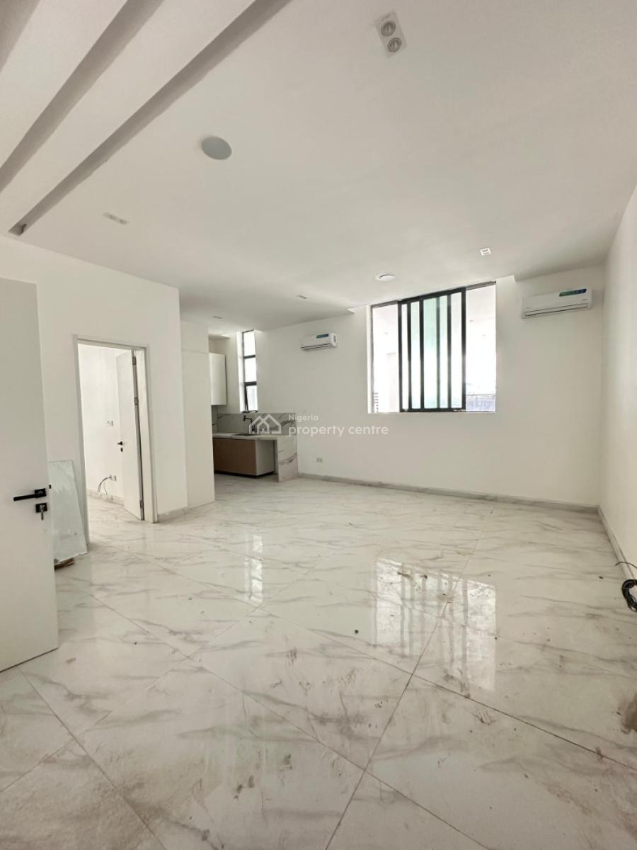 ₦230m Luxury 1 Bedroom Apartment with Elevator, Pool & Gym, Less Than 10 Minutes From Mountain of Fire, Lekki, Lekki Phase 1, Lekki, Lagos, Block of Flats for Sale