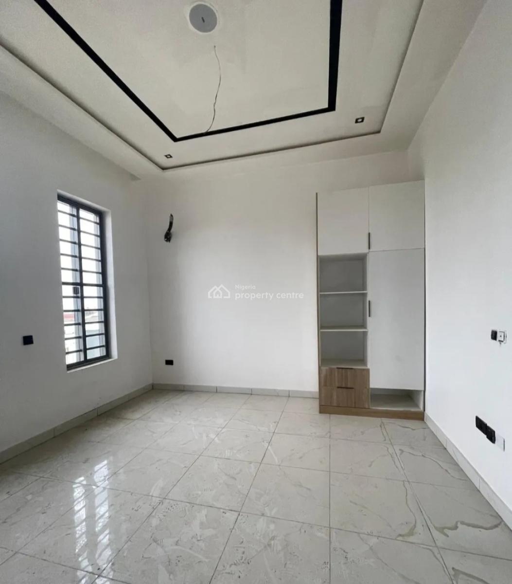 Brand New and Serviced with 24/7 Power Supply 3 Bedroom En-suite Flat, Ikate Elegushi, Lekki, Lagos, Flat / Apartment for Rent