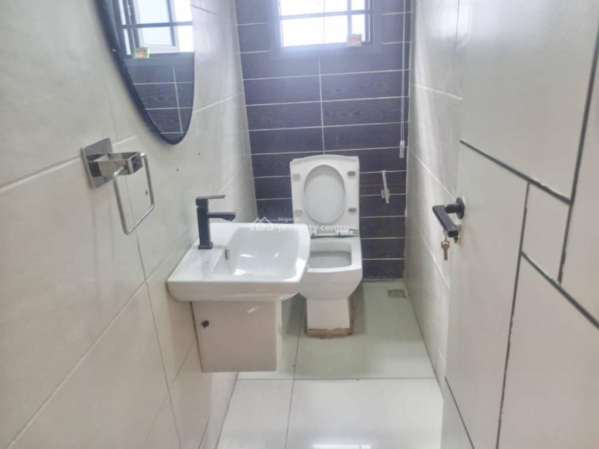 Luxury 3 Bedroom Flat with Bq, Lekki, Lekki Phase 1, Lekki, Lagos, Flat / Apartment for Rent
