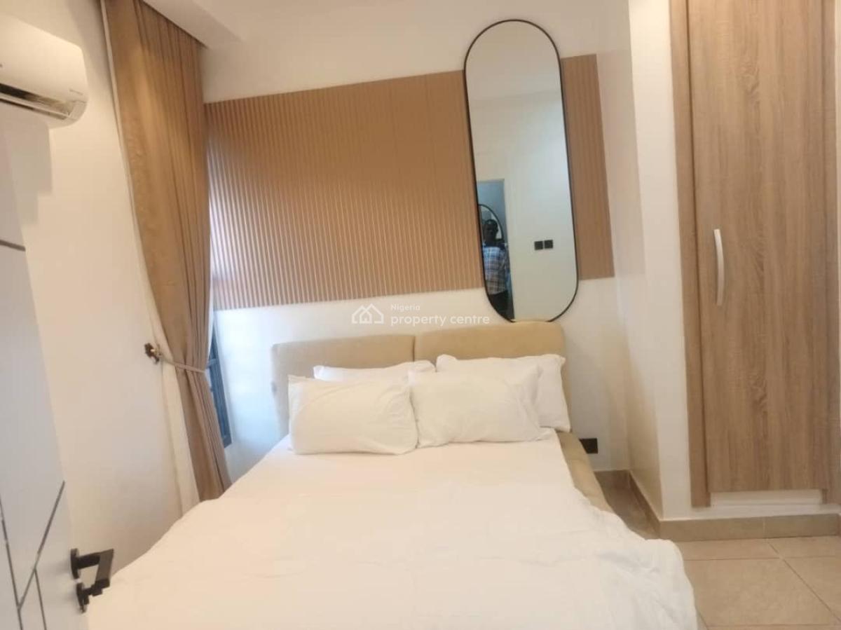 Luxury 3 Bedroom Flat with Bq, Lekki, Lekki Phase 1, Lekki, Lagos, Flat / Apartment for Rent