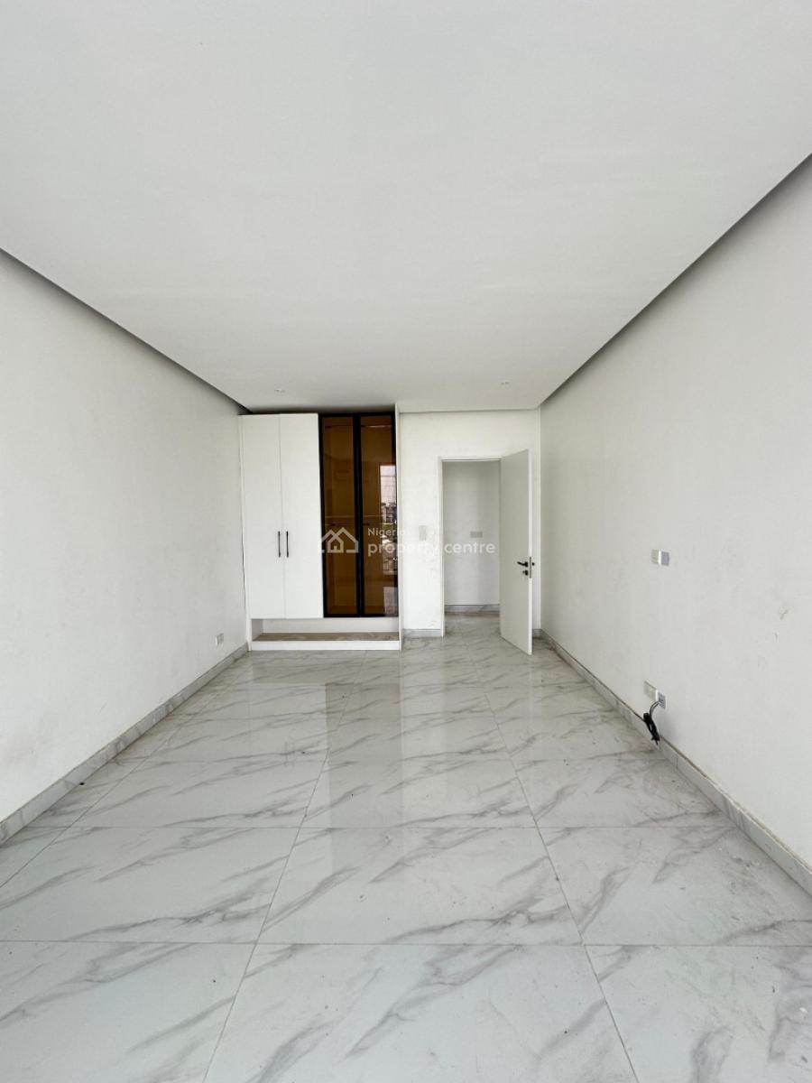 Outstanding 2 Bedroom Apartment with Elevator, Swimming Pool and Gym, Less Than 10 From Mountain of Fire, Lekki, Lekki Phase 1, Lekki, Lagos, Block of Flats for Sale