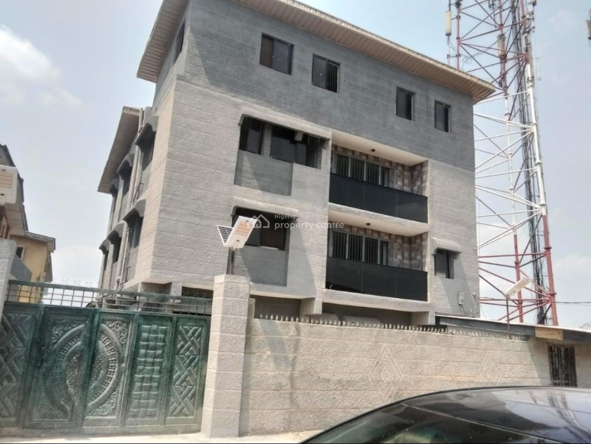 Executive Big Mini-flat Penthouse + Amenities, Back of Maryland Mall, Maryland Ikeja Lagos, Maryland, Lagos, Mini Flat (room and Parlour) for Rent