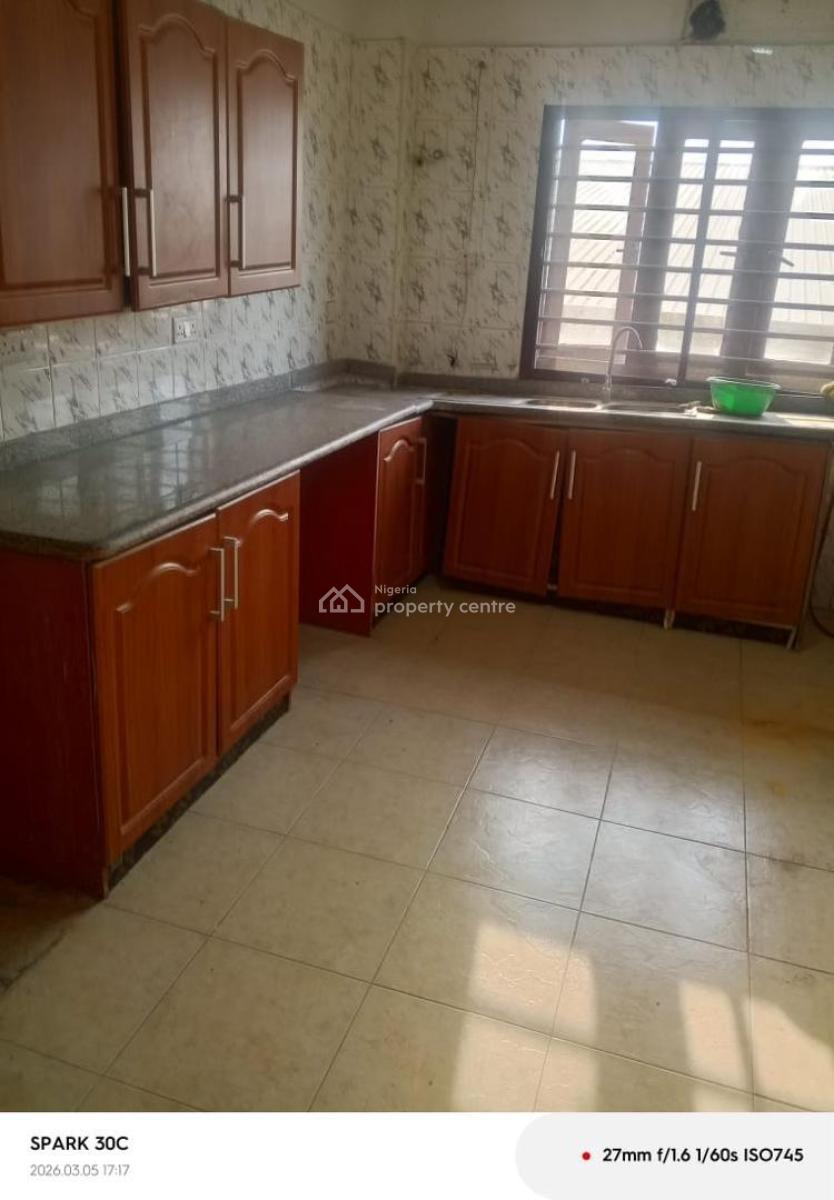 Renovated 3 Bedroom Apartment  Lekki Phase 1 Lagos, Lekki Phase 1 Lagos, Lekki Phase 1, Lekki, Lagos, Flat / Apartment for Rent