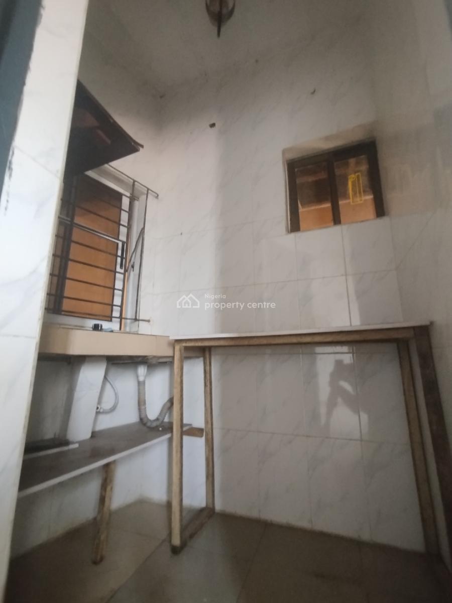 Miniflat on a Tarred Street Pay and Pack in, Ezobi Street, Alapere, Ketu, Lagos, Flat / Apartment for Rent
