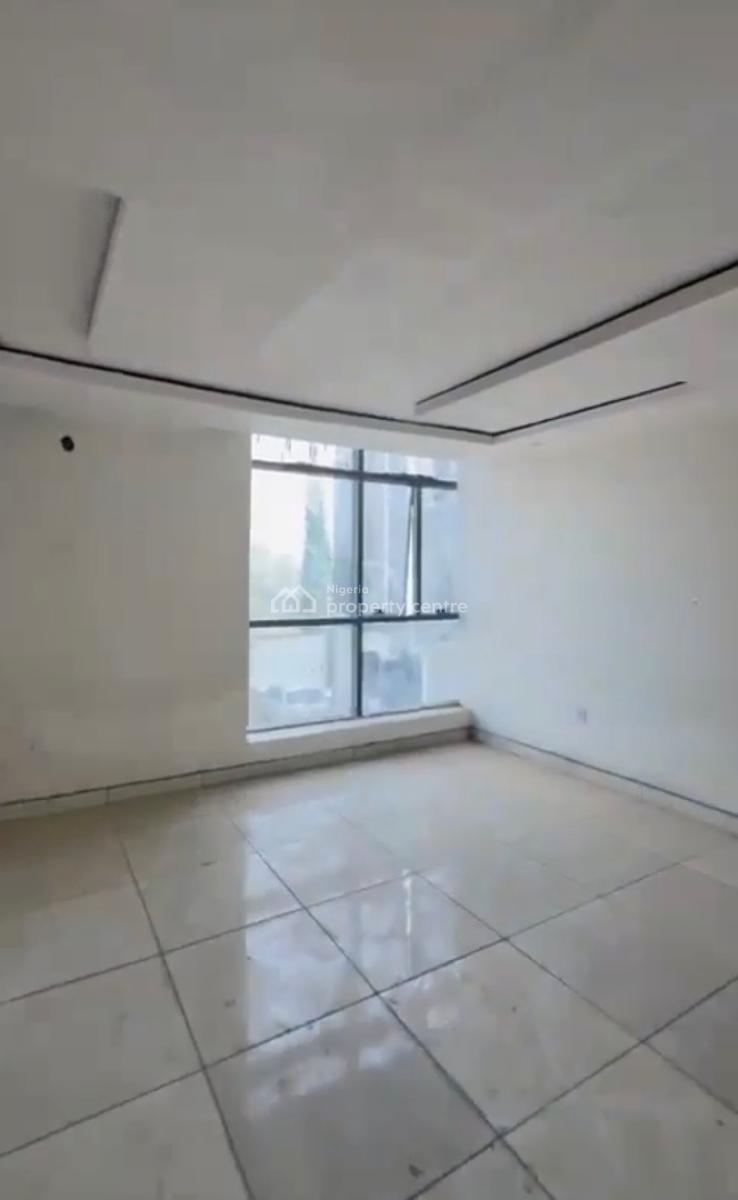 Distress: 4 Bedroom Terrace Duplex + Bq, Wuye, Abuja, Terraced Duplex for Sale