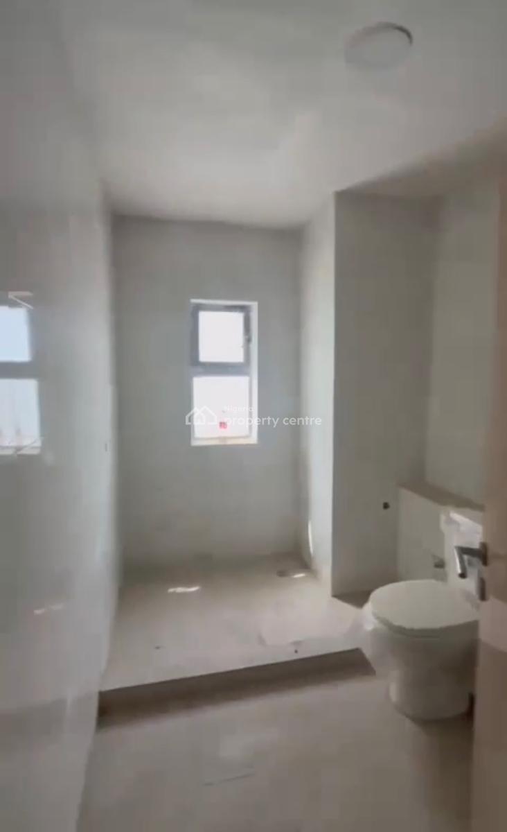 Distress: 4 Bedroom Terrace Duplex + Bq, Wuye, Abuja, Terraced Duplex for Sale