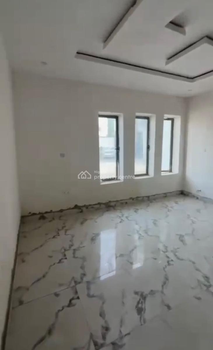 Distress: 4 Bedroom Terrace Duplex + Bq, Wuye, Abuja, Terraced Duplex for Sale