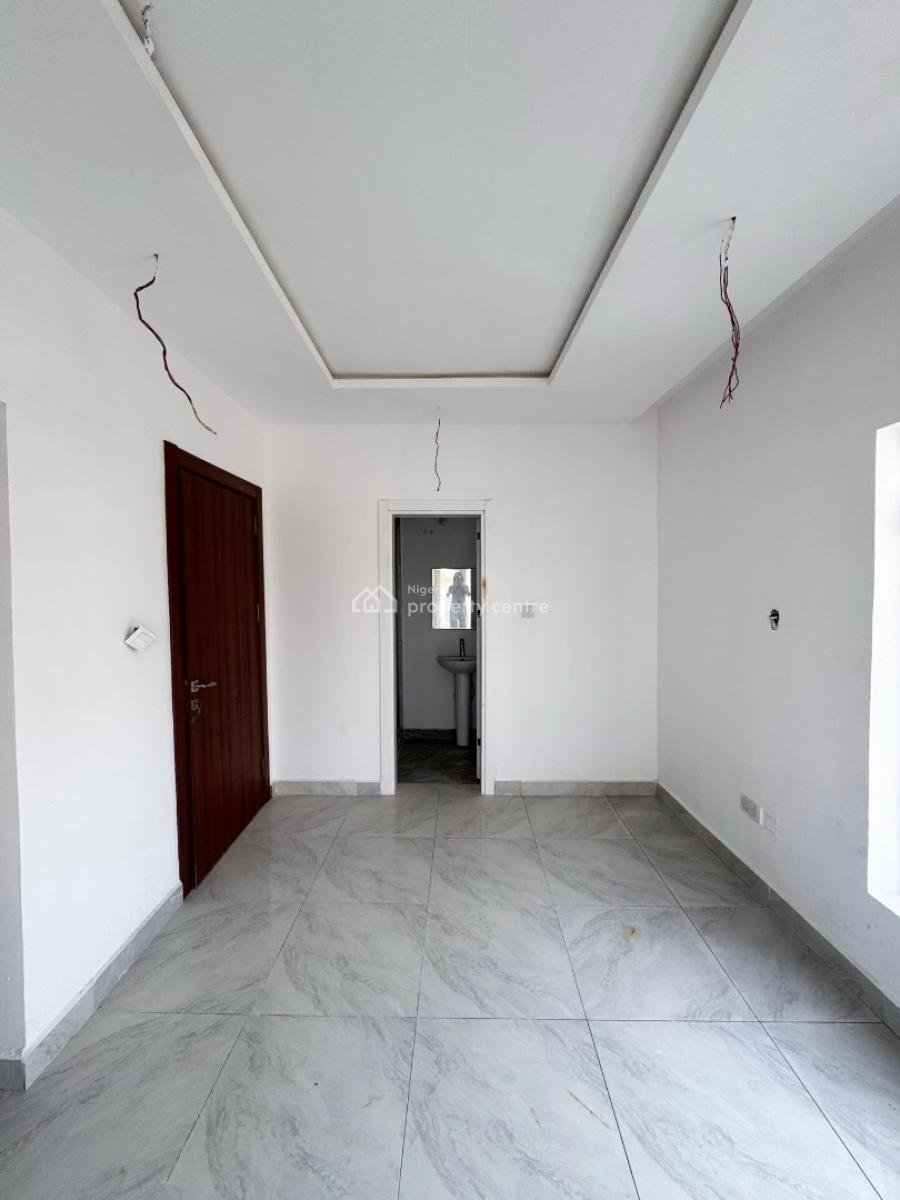 Fully Serviced 3 Bedroom Maisonette with En-suite Rooms, 3 Bedroom Maisonette for Rent, Lekki Phase 1, Lekki, Lagos, House for Rent