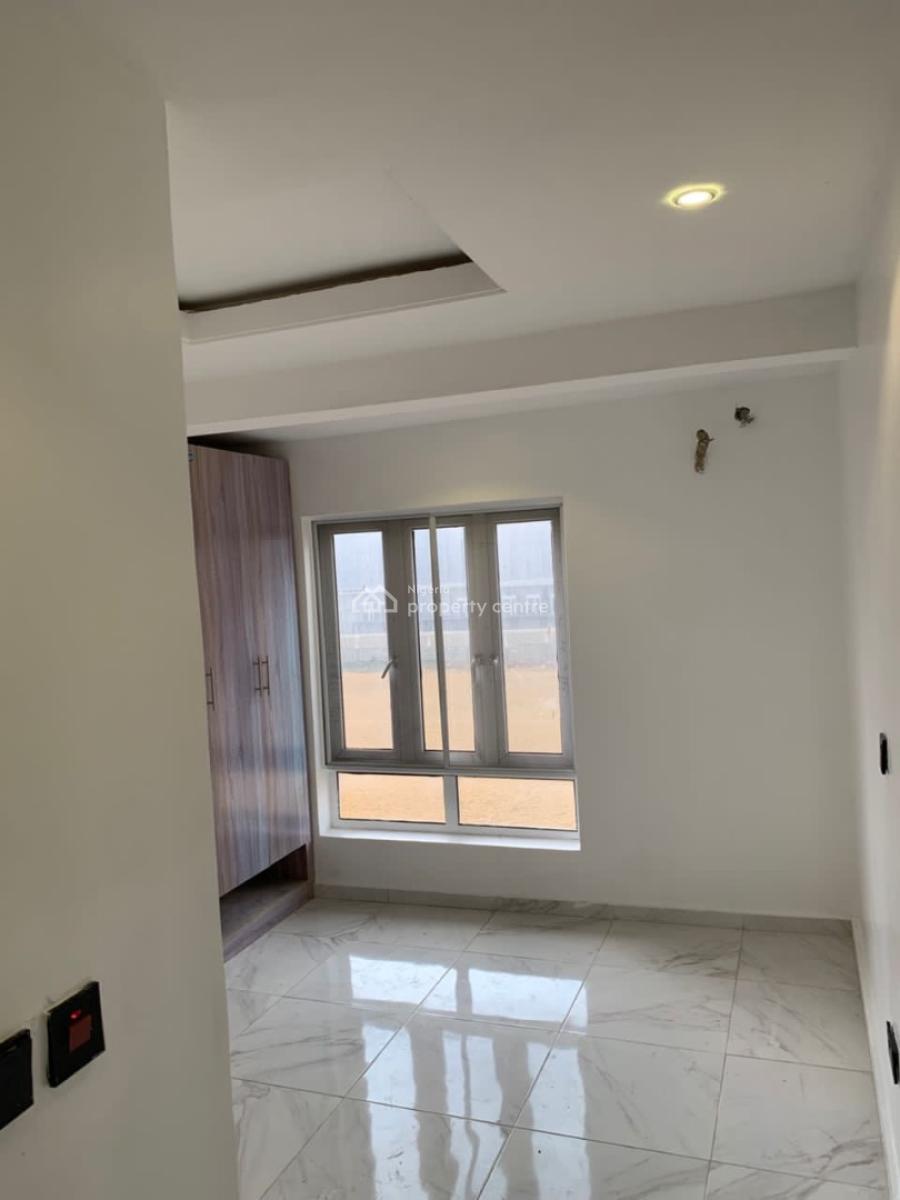 Beautiful 3 Bedroom Apartment, Lekki Phase 1, Lekki, Lagos, Flat / Apartment for Rent