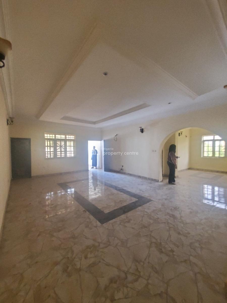 ️letting   *superluxury 3bedroom Flat  on The 1st Floor, Legislative Quarters, Gudu, Abuja, Flat / Apartment for Rent