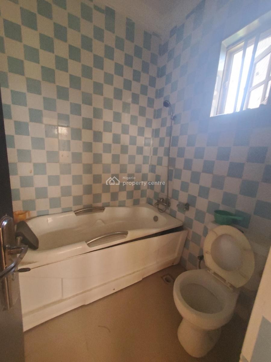 ️letting   *superluxury 3bedroom Flat  on The 1st Floor, Legislative Quarters, Gudu, Abuja, Flat / Apartment for Rent