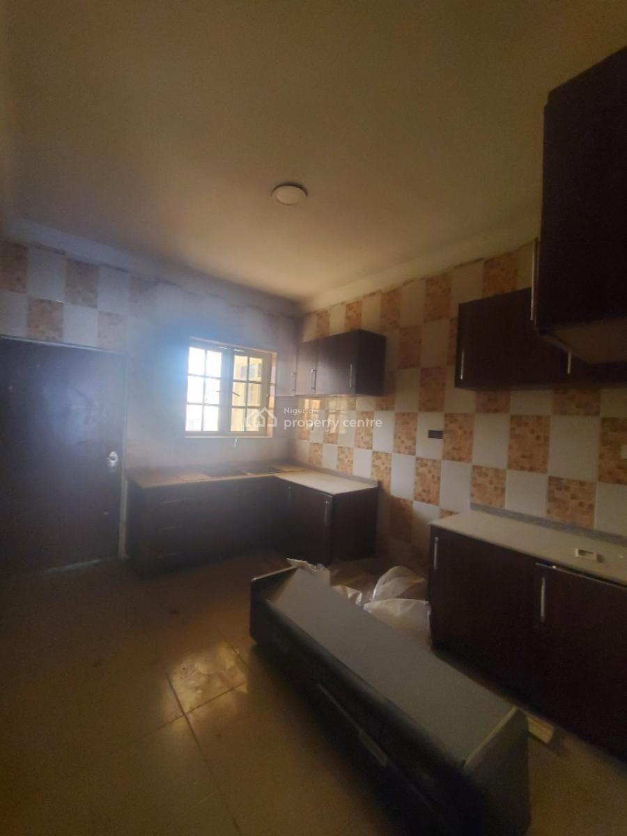️letting   *superluxury 3bedroom Flat  on The 1st Floor, Legislative Quarters, Gudu, Abuja, Flat / Apartment for Rent
