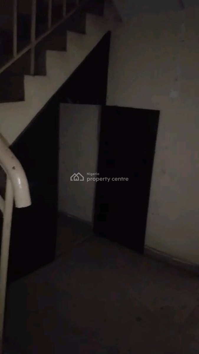 Super Luxury 3 Bedroom Terrace Duplex -- Prime Garki Location, Garki, Abuja, Terraced Duplex for Rent