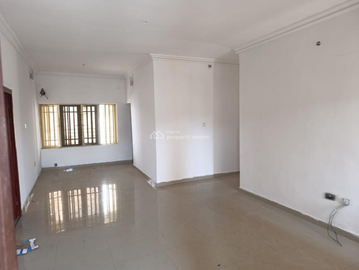 Spacious  2b3deoom Flat, Sangotedo, Ajah, Lagos, Flat / Apartment for Rent