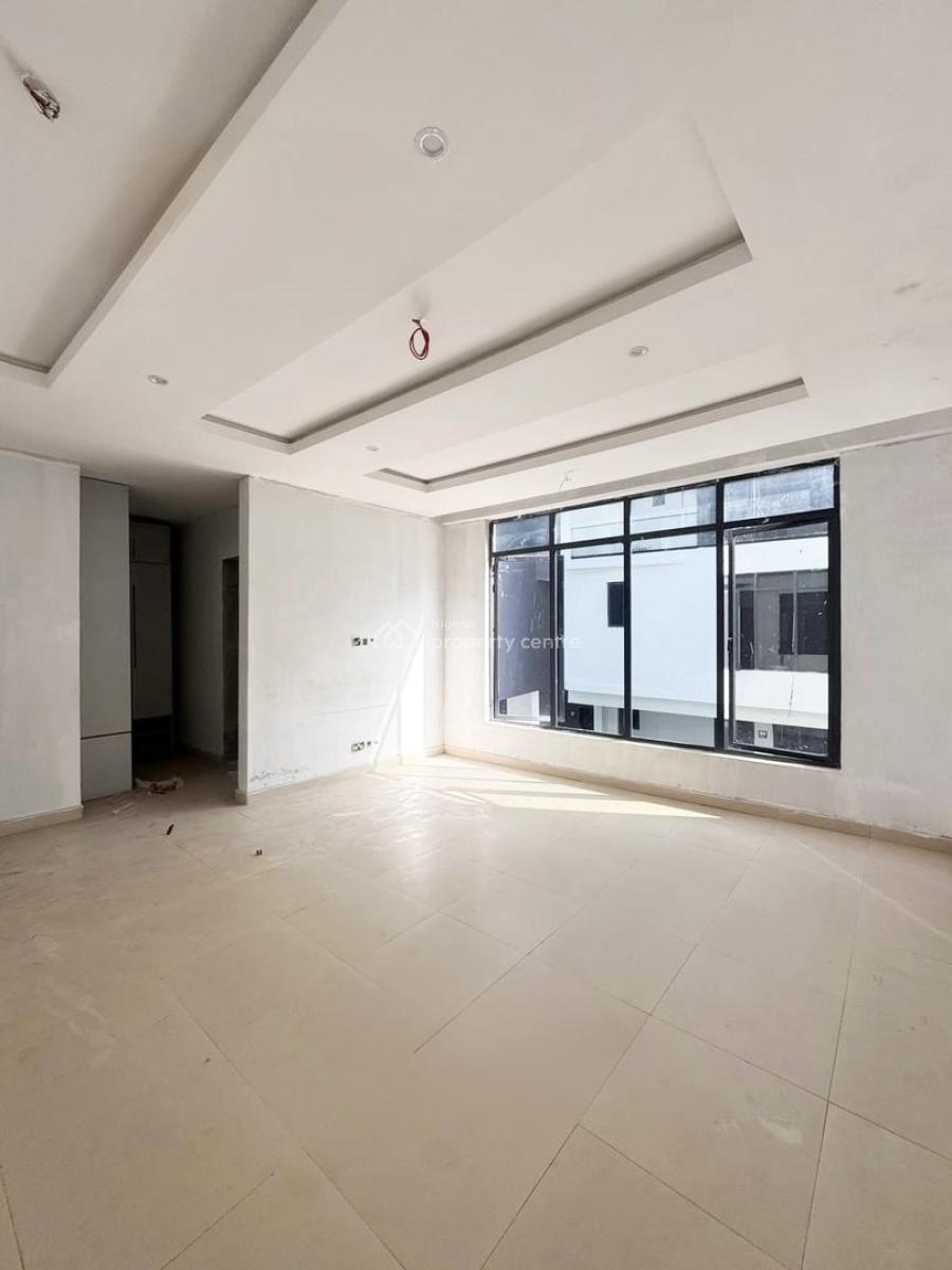 4 Bedrroom Terrace with Gym, Large Pool & Lounge Area, Lekki Right, Lekki Phase 1, Lekki, Lagos, Terraced Duplex for Rent
