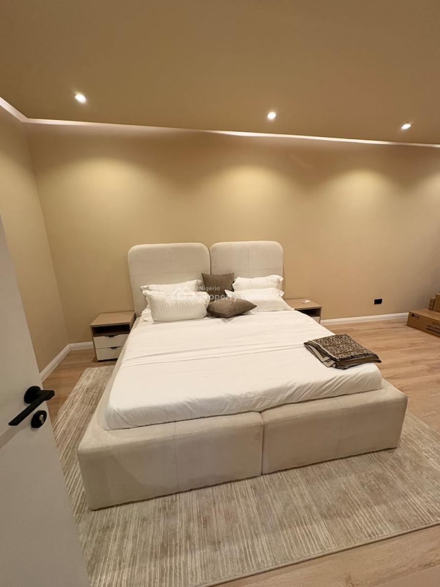 Luxury 2 Bedroom Apartment with a Spacious Dedicated Office., Off Lekki-ikate Spar Road Salem, Ikate, Lekki, Lagos, Flat / Apartment Short Let