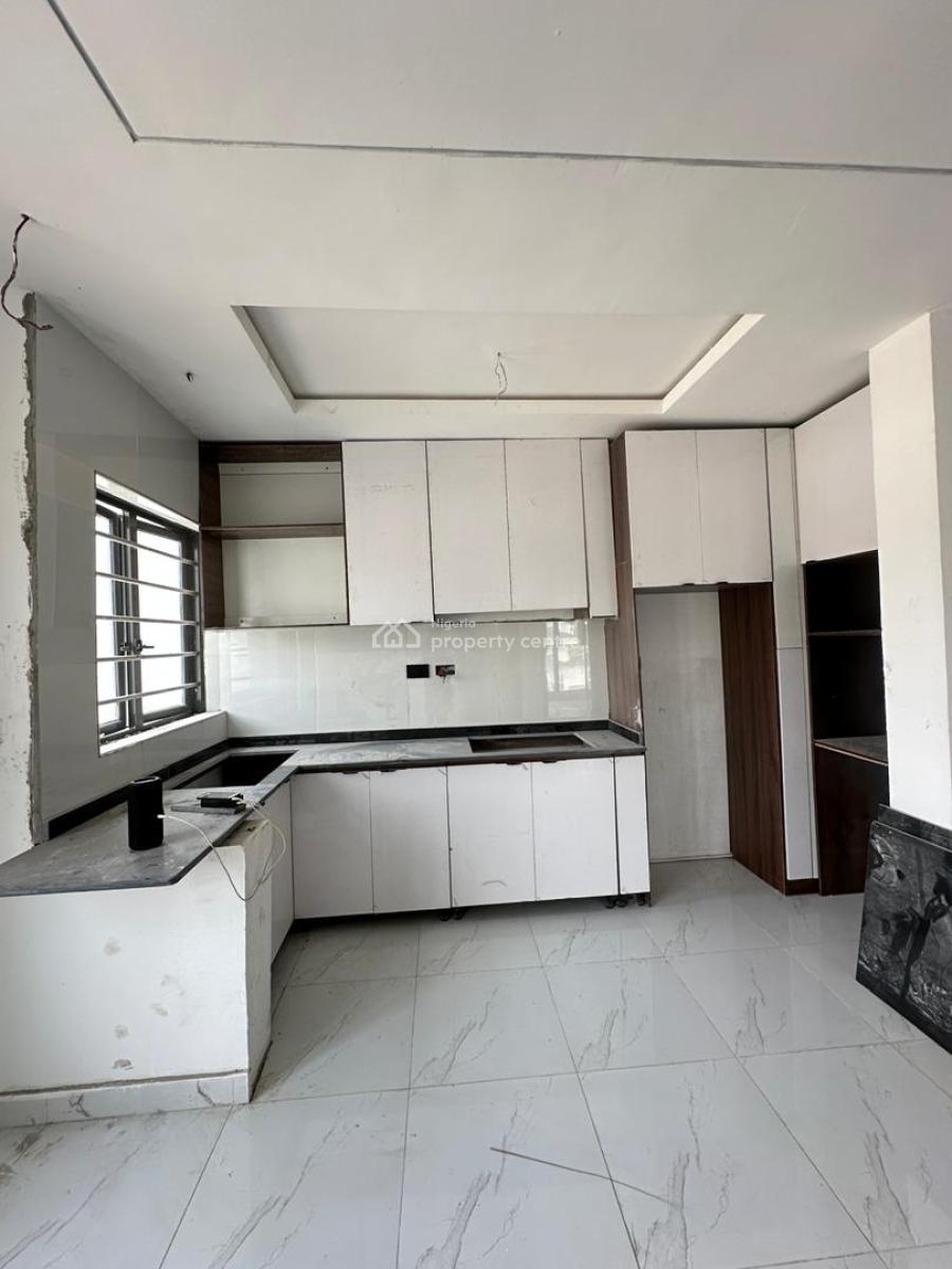 Standard & Glittering 2bed, Idado Estare, Lekki Phase 2, Lekki, Lagos, Flat / Apartment for Rent