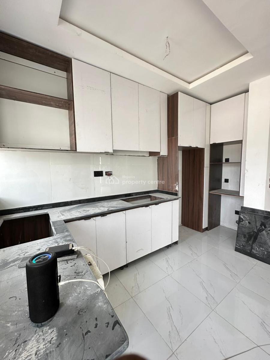 Standard & Glittering 2bed, Idado Estare, Lekki Phase 2, Lekki, Lagos, Flat / Apartment for Rent