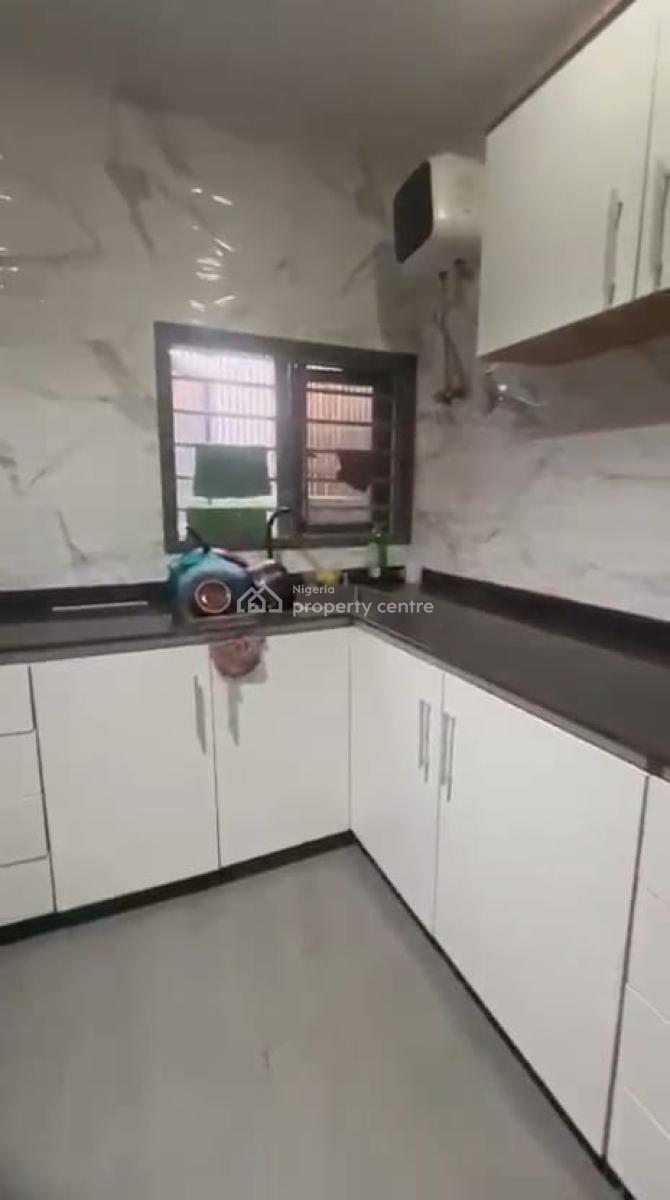 a Very Spacious Room in a 3 Bedroom Apartment Available (ask for Video), Ikate, Lekki, Lagos, Self Contain (single Rooms) for Rent