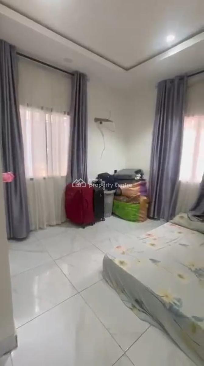 a Very Spacious Room in a 3 Bedroom Apartment Available (ask for Video), Ikate, Lekki, Lagos, Self Contain (single Rooms) for Rent