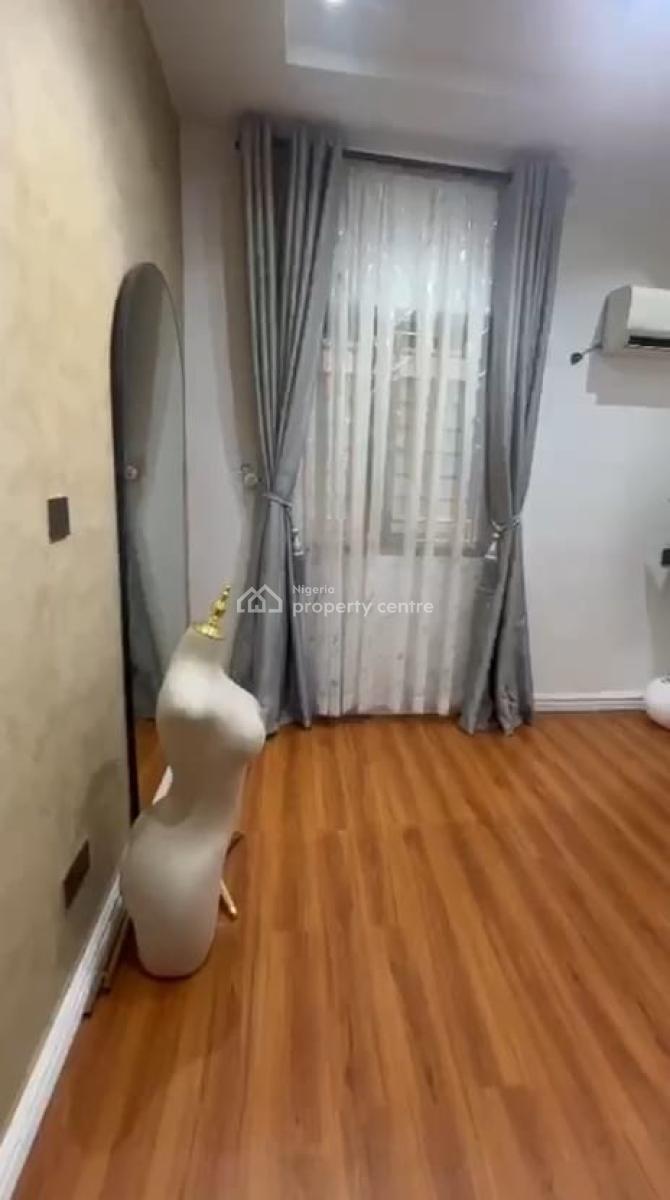 a Very Spacious Room in a 3 Bedroom Apartment Available (ask for Video), Ikate, Lekki, Lagos, Self Contain (single Rooms) for Rent