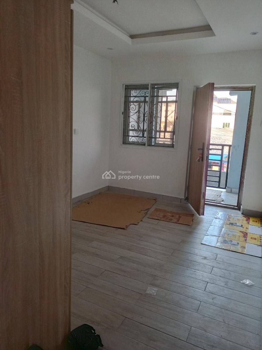 Sharp 2bedroom with 3balconies First Floor, Ologolo, Lekki, Lagos, Flat / Apartment for Rent