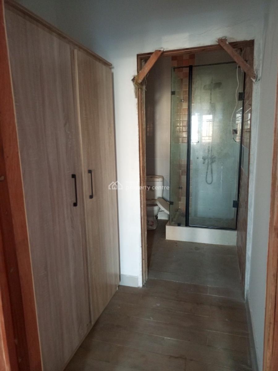 Sharp 2bedroom with 3balconies First Floor, Ologolo, Lekki, Lagos, Flat / Apartment for Rent