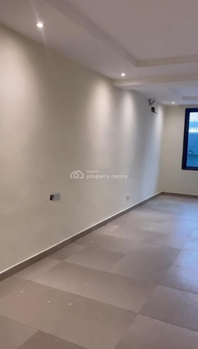 Luxury 3 Bedroom Flat with Bq, Off Admiralty Way, Lekki Phase 1, Lekki, Lagos, Flat / Apartment for Rent