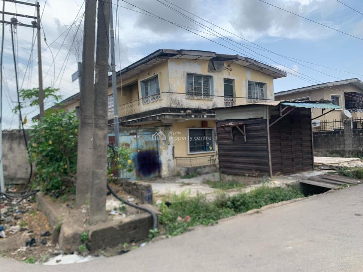 a Corner Piece Demolishable Storey Building Sitting in a Se, Surulere, Lagos, Block of Flats for Sale