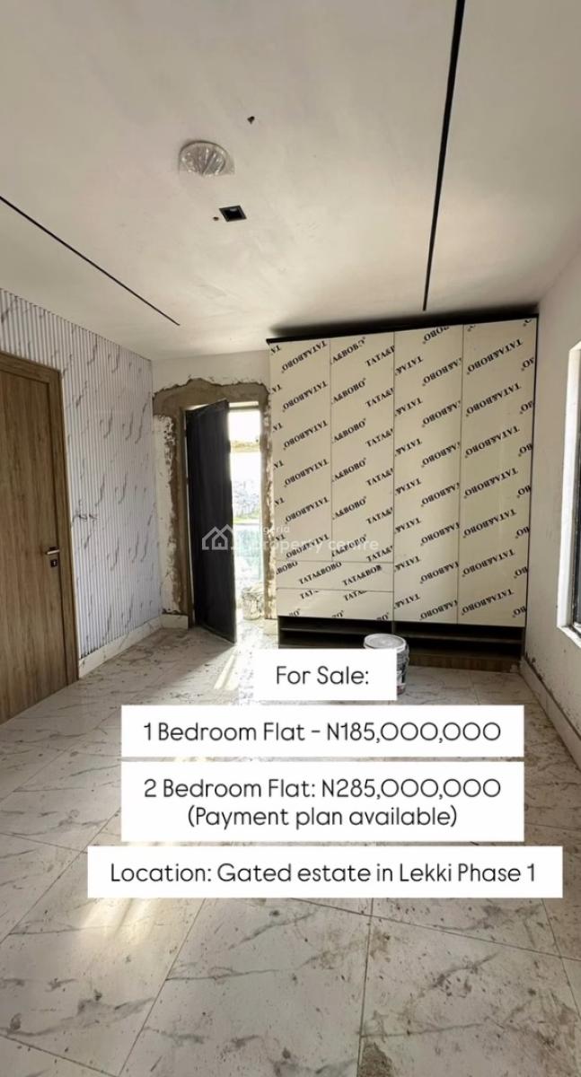 2bedroom Apartment, Lekki Phase 1, Lekki, Lagos, Flat / Apartment for Sale