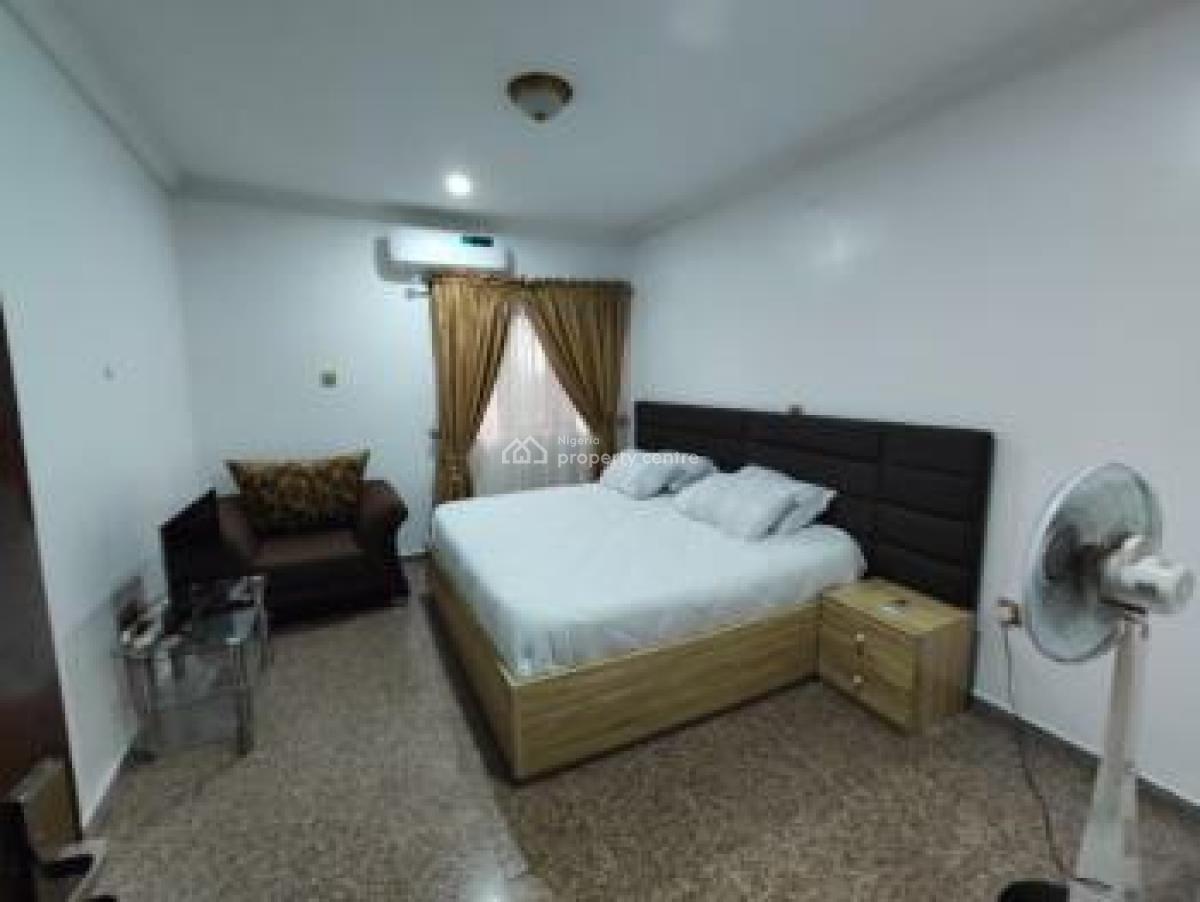 2 Bedroom Ensuite, Ikeja, Lagos, Flat / Apartment Short Let