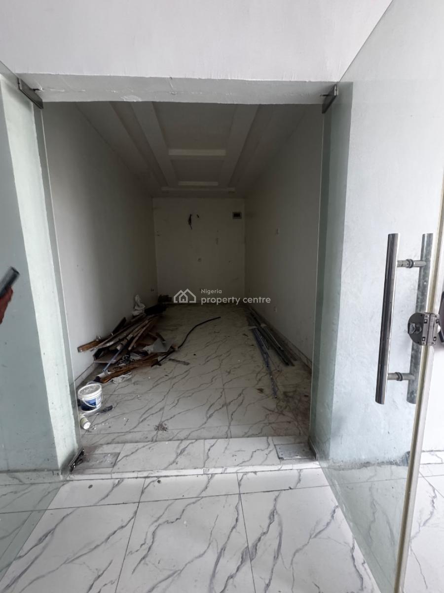 Commercial Shop, Ologolo, Lekki, Lagos, Plaza / Complex / Mall for Rent