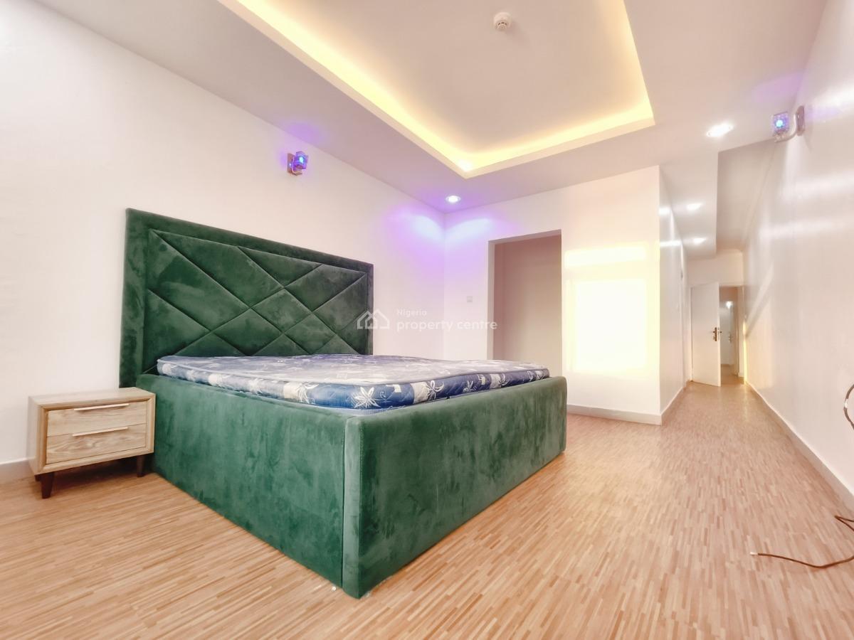 Waterfront 3 Bedroom Apartment, Lekki Phase 1, Lekki Phase 1, Lekki, Lagos, Flat / Apartment for Rent