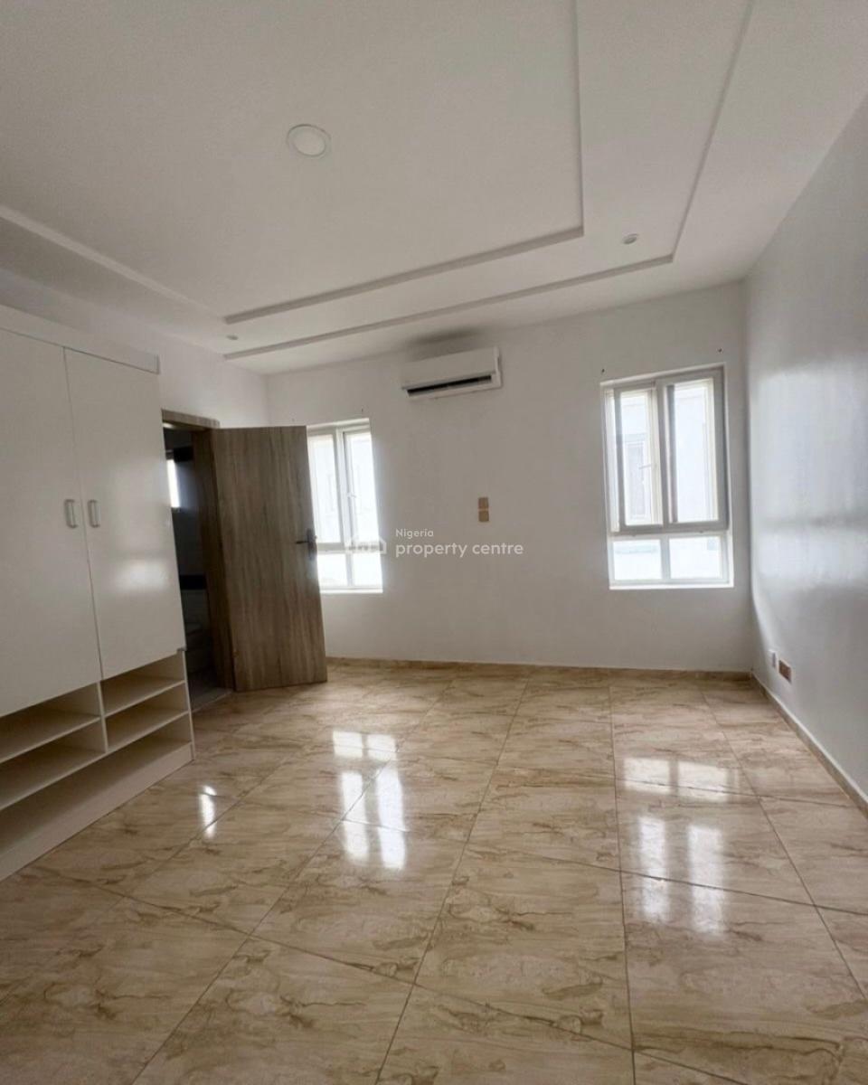 4bedroom Semi Detached Duplex with a Bq   Location: Or, Orchid Road, Lekki, Lagos, Semi-detached Duplex for Rent