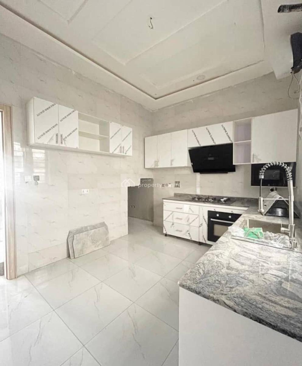 Grab This Big Semi Master Bedroom & Normal Bedroom in a Secure Estate, Orchid Road Lekki in a Secure Estate, Lekki Phase 2, Lekki, Lagos, Self Contain (single Rooms) for Rent