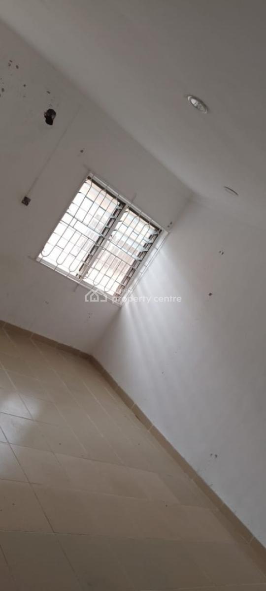Clean 3beedroom, Off Allen Avenue Junction, Ikeja, Lagos, Flat / Apartment for Rent
