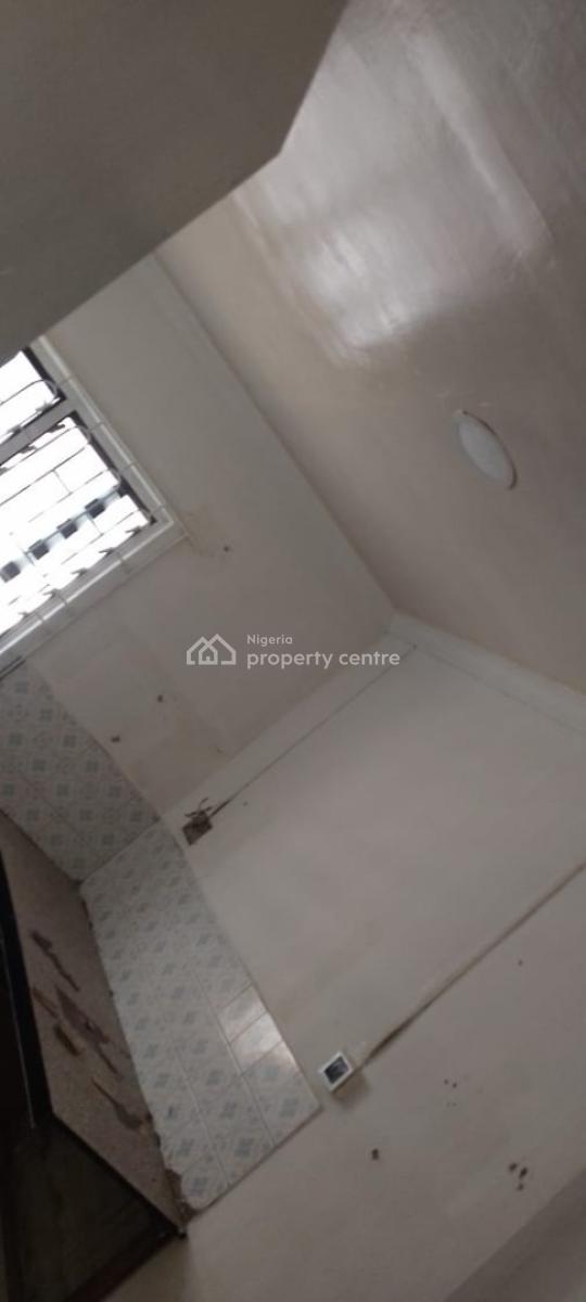 Clean 3beedroom, Off Allen Avenue Junction, Ikeja, Lagos, Flat / Apartment for Rent