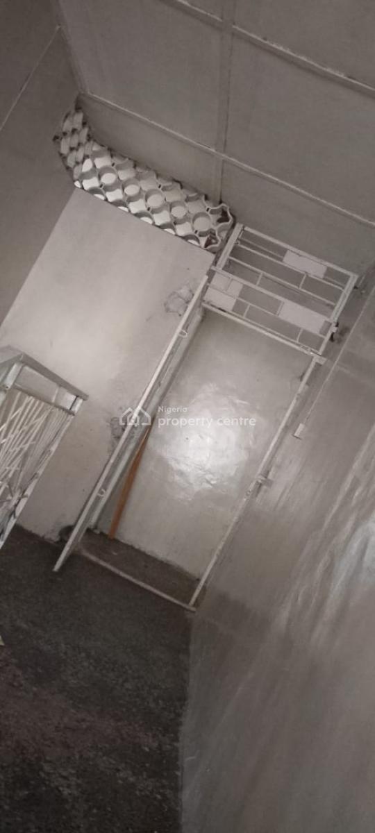 Clean 3beedroom, Off Allen Avenue Junction, Ikeja, Lagos, Flat / Apartment for Rent