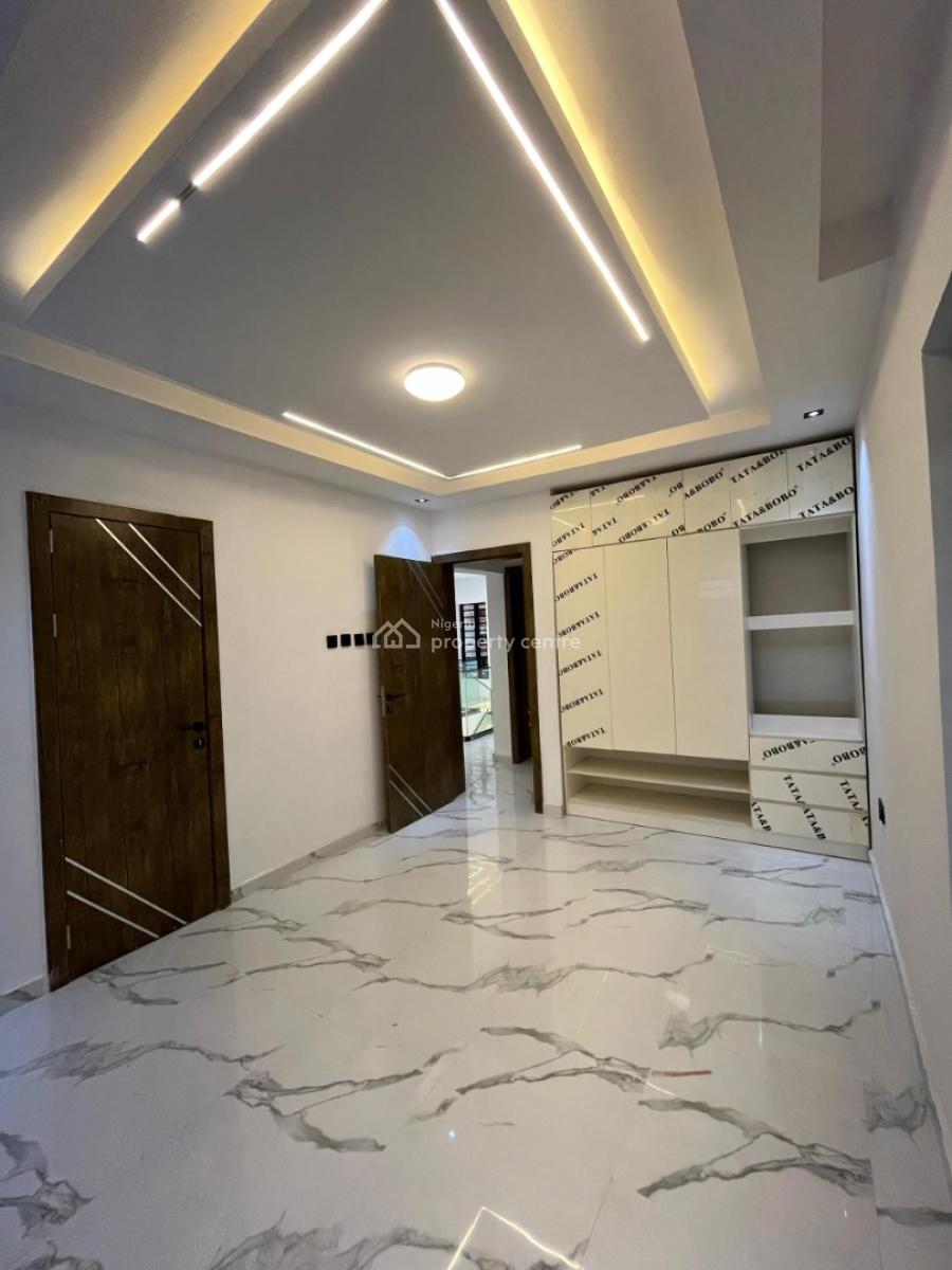 4 Bedrooms Detached Duplex, Ifako-ijaiye, Lagos, Detached Duplex for Sale
