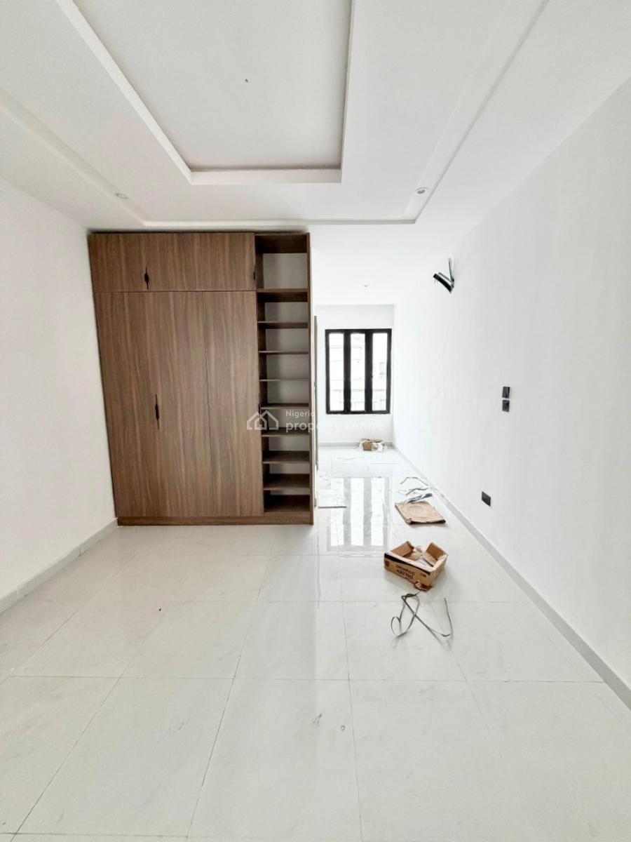 2 Bedroom Apartments with Gym, Ikate Elegushi, Lekki, Lagos, Flat / Apartment for Sale